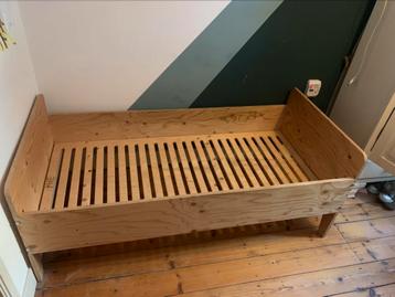 Piet Hein Eck bed beschikbaar voor biedingen