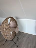 Mooie rotan wieg, Ophalen of Verzenden, Gebruikt, Wieg