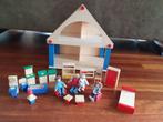 POPPENHUIS   met veel meubeltjes, Ophalen