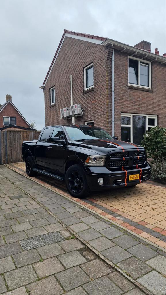Dodge Ram 1500 5.7L HEMI V8 4x4 – LPG & Tuni, Auto's, Bestelauto's, Particulier, 4x4, ABS, Achteruitrijcamera, Airbags, Airconditioning