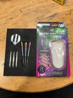 Te koop nette winmau simon whitlock dartpijlen darts winmau, Ophalen of Verzenden, Zo goed als nieuw, Pijlen
