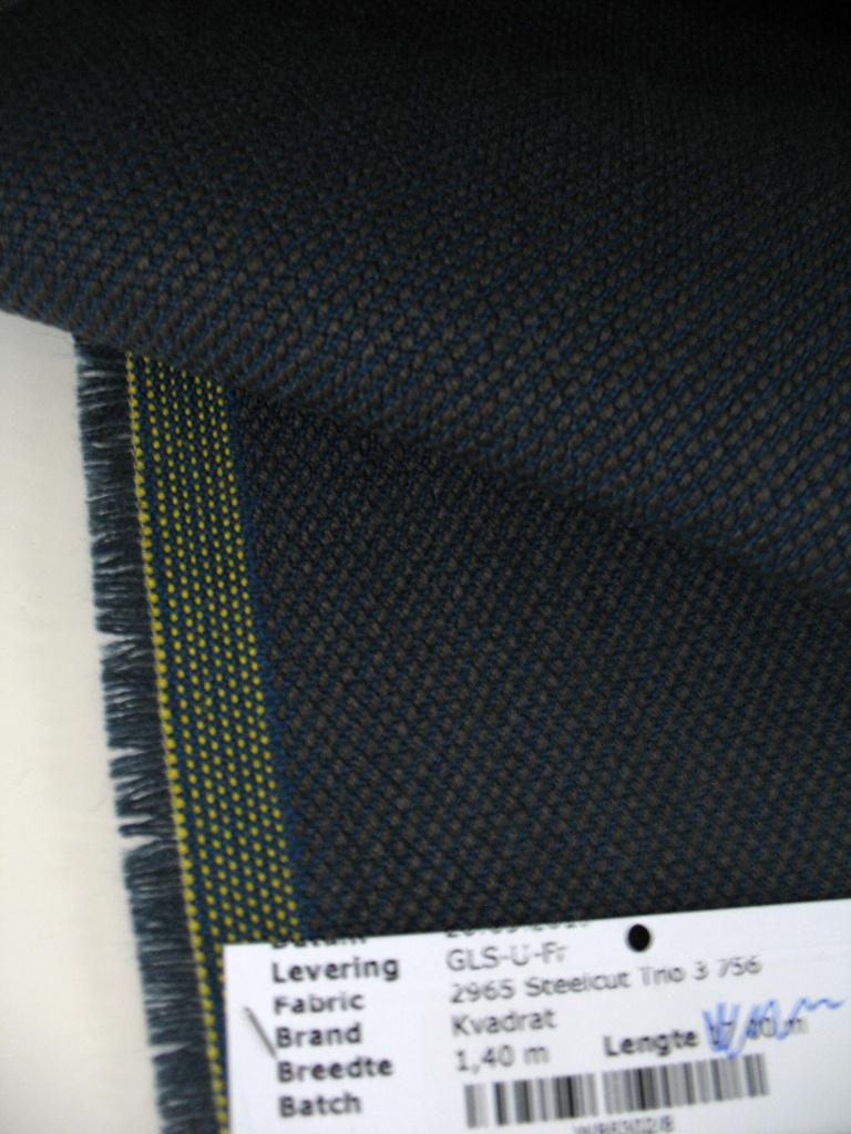 STOF VOOR DESIGN: Kvadrat Steelcut Trio 3 756 meubelstoffen, Hobby en Vrije tijd, Stoffen en Lappen, Wol, Blauw, 120 cm of meer