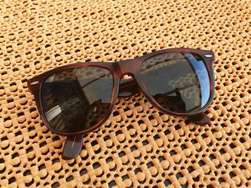Vintage Rayban Wayfarer II Ray Ban zonnebril beschikbaar voor biedingen