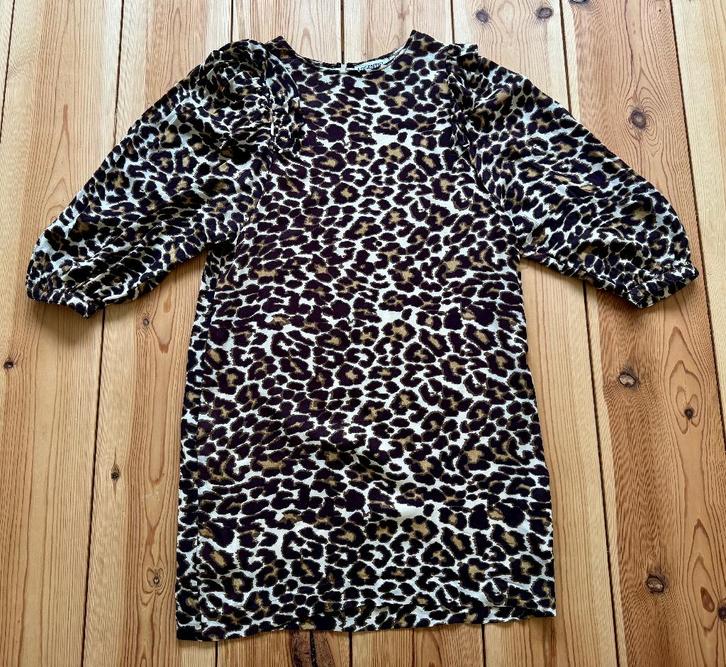 Jurk Essentiel Antwerp jurk - Luipaard - Maat 42 / Large, Kleding | Dames, Jurken, Zo goed als nieuw, Maat 42/44 (L), Bruin, Knielengte