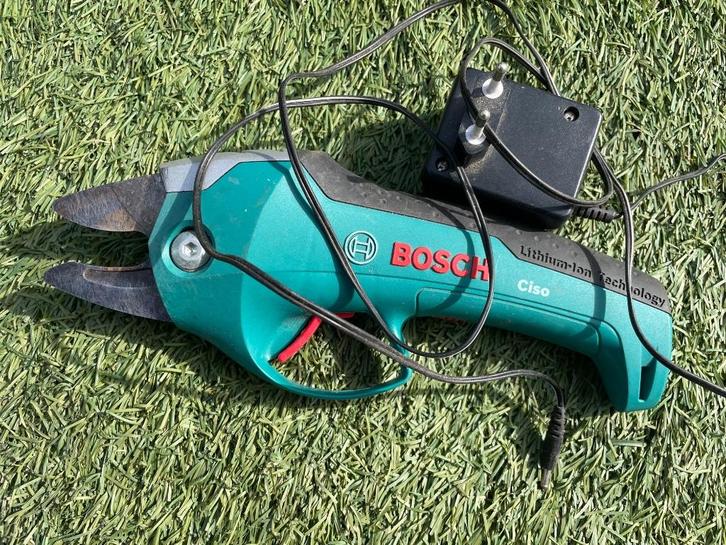 Snoeischaar op accu Bosch ciso, Tuin en Terras, Snoeischaren, Zo goed als nieuw, Minder dan 20 mm, Ophalen of Verzenden