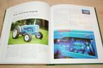 Tractoren uit de Wereld — 1892-2004 — Rijk Geïllustreerd, Boeken, Ophalen of Verzenden, Zo goed als nieuw, Tractor en Landbouw