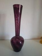 Glazen flesvaas paars met lange hals - 31 cm, Anneonline, Steenbergen, Gebruikt, Overige kleuren