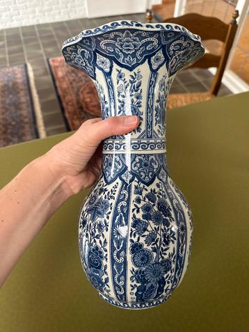 Vintage Delfts blauwe vaas beschikbaar voor biedingen