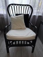 Zwarte IKEA Rotan Stoel inclusief kussens!, Ophalen, Zo goed als nieuw