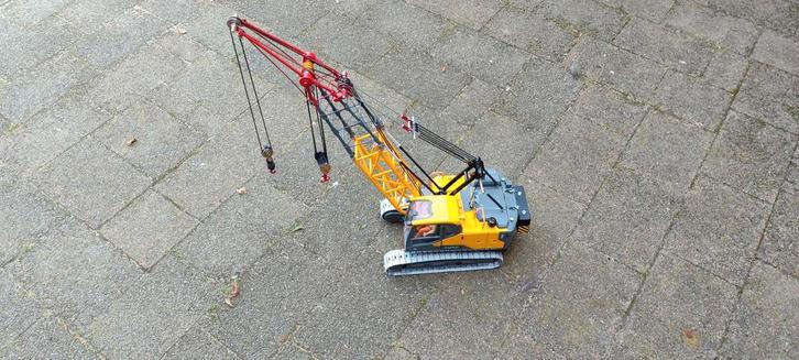 Dubbele hobby rc graafmachine 1/14 ombouw naar rupskraan, Hobby en Vrije tijd, Modelbouw | Radiografisch | Auto's, Gebruikt, Auto offroad