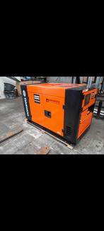 Vrijwel Nieuwe 13,8kva agregaat, Doe-het-zelf en Verbouw, Aggregaten, Ophalen, Zo goed als nieuw, Benzine