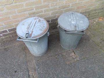 2X  ZINKEN VUILNISEMMERS (EINDHOVEN) VINTAGE beschikbaar voor biedingen