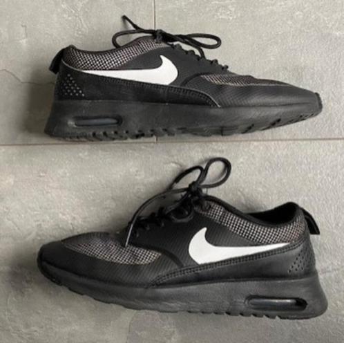 Nike WMNS Air Max Thea Black/White, maat 37,5 (qwe), Kinderen en Baby's, Kinderkleding | Schoenen en Sokken, Zo goed als nieuw