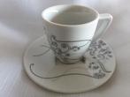 NESPRESSO TASSE kopje en schoteltje, limited edition, Ophalen of Verzenden, Zo goed als nieuw, Overige stijlen, Kop(pen) en/of Schotel(s)