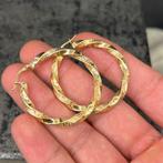 14k gouden oorbellen creolen wokkels, Sieraden, Tassen en Uiterlijk, Oorbellen, Ophalen of Verzenden, Zo goed als nieuw, Goud