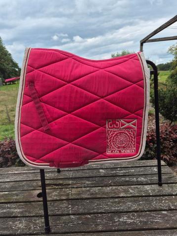 Scapa raspberry full dressuur  beschikbaar voor biedingen