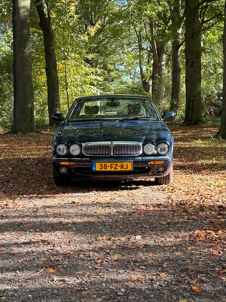 Jaguar XJ Sovereign 4.0 V8 2000 Blauw, Auto's, Jaguar, Particulier, Sovereign, Benzine, Sedan, Automaat, Origineel Nederlands
