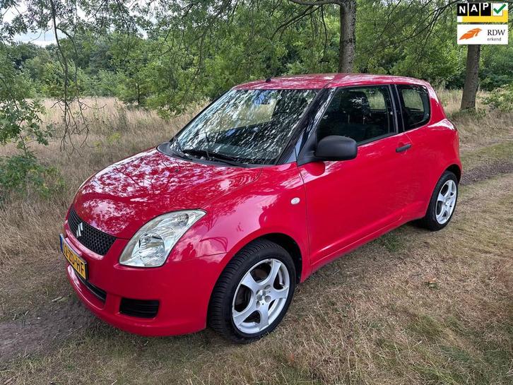 Suzuki Swift 1.3 Base apk t/m 09-12-2025, Auto's, Suzuki, Bedrijf, Te koop, Swift, ABS, Airbags, Emergency brake assist, Startonderbreker