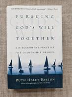 Pursuing God's will together - Ruth Haley Burton, Ophalen of Verzenden, Zo goed als nieuw, Christendom | Protestants