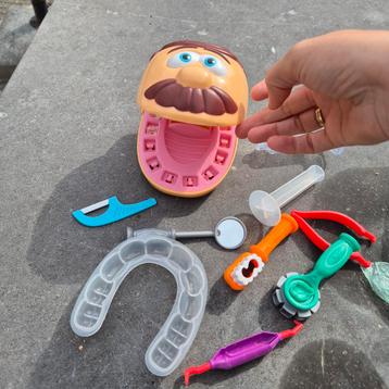 Play-Doh tandarts set speelgoed klei  beschikbaar voor biedingen