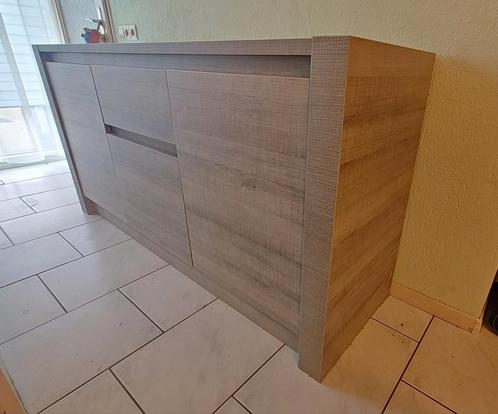 Mooi en stevig dressoir, Huis en Inrichting, Kasten | Dressoirs, Zo goed als nieuw, 150 tot 200 cm, 25 tot 50 cm, Met lade(s)