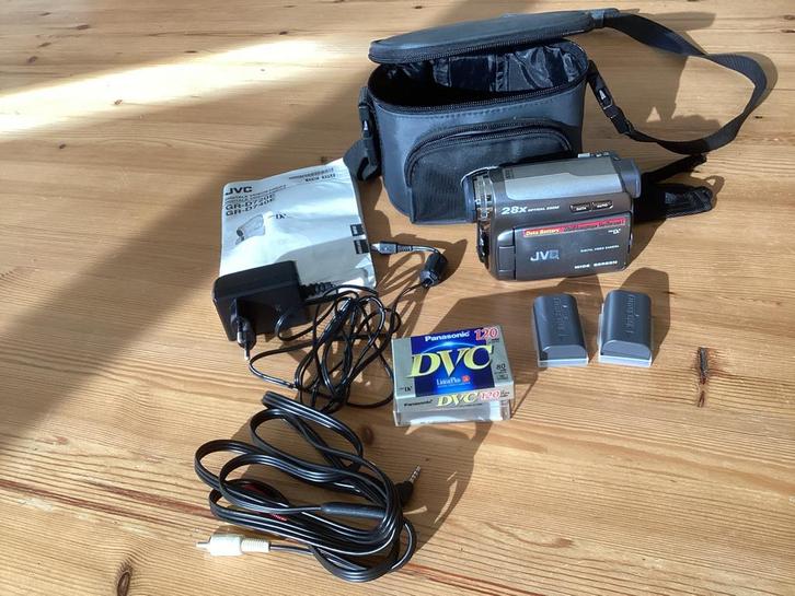 CAMERA’S: SONY, JVC, HANDYCAM, TELEFUNKEN, Audio, Tv en Foto, Videocamera's Digitaal, Gebruikt, Overige merken, Ophalen of Verzenden