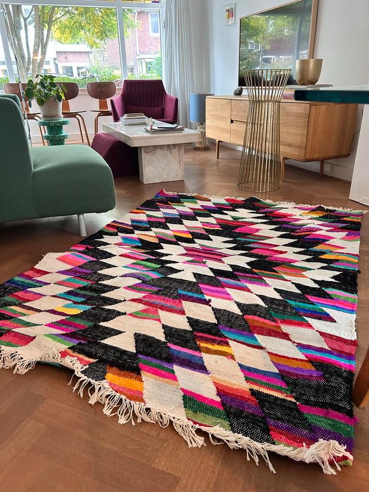 Handgeweven Kelim vloerkleed Mohini 140x200, Huis en Inrichting, Stoffering | Tapijten en Kleden, Zo goed als nieuw, 100 tot 150 cm