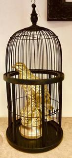 vogel goud kleur in zwarte kooi 60x28cm  150 EURO, Nieuw, Kunststof, Ophalen