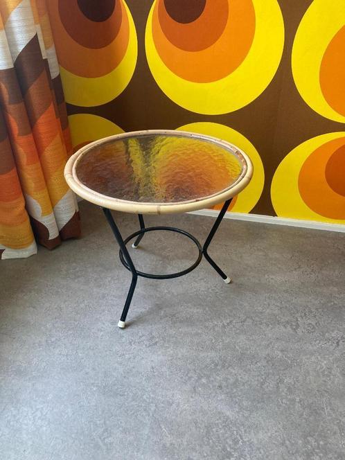 Origineel jaren 60 rond rotan bamboe tafeltje glazen blad, Antiek en Kunst, Antiek | Meubels | Tafels, Ophalen
