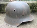 Duitse helm M42 met wehrmacht decal nette  originele staat., Ophalen of Verzenden, Landmacht, Nederland, Helm of Baret