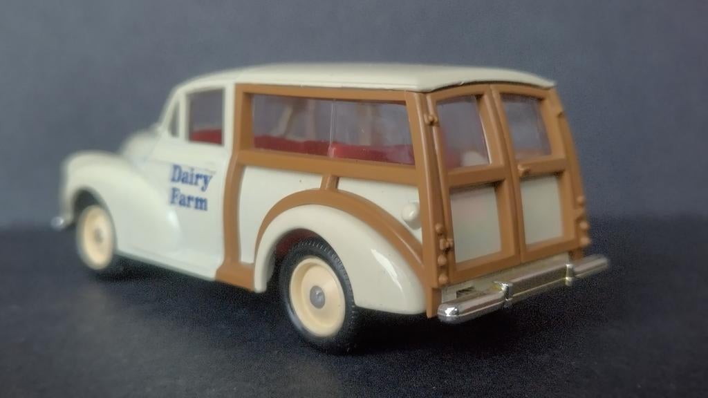 Morris Minor Traveller Dairy Farm 1;43 Lledo Promotional Pol, Hobby en Vrije tijd, Modelauto's | 1:43, Auto, Corgi, ., Nieuw