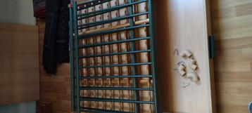 Baby box beschikbaar voor biedingen