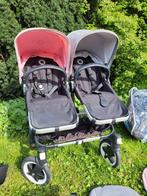 Schitterende tweeling wandelwagen met heel veel accessoires, Kinderen en Baby's, Tweelingen en Meerlingen, Zo goed als nieuw, Kleding