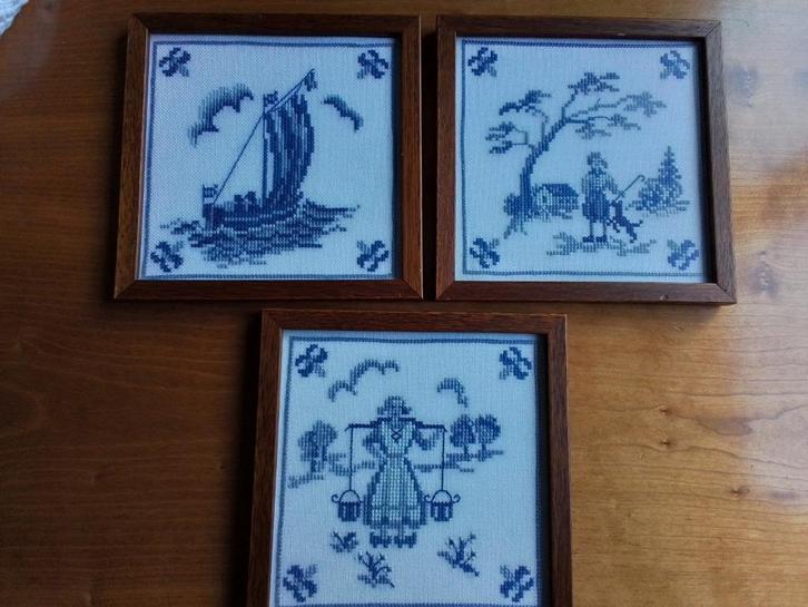 5 Borduurwerkjes 'Tegeltjes' Delfts Blauw, Hobby en Vrije tijd, Borduren en Borduurmachines, Gebruikt, Overige typen, Ophalen of Verzenden