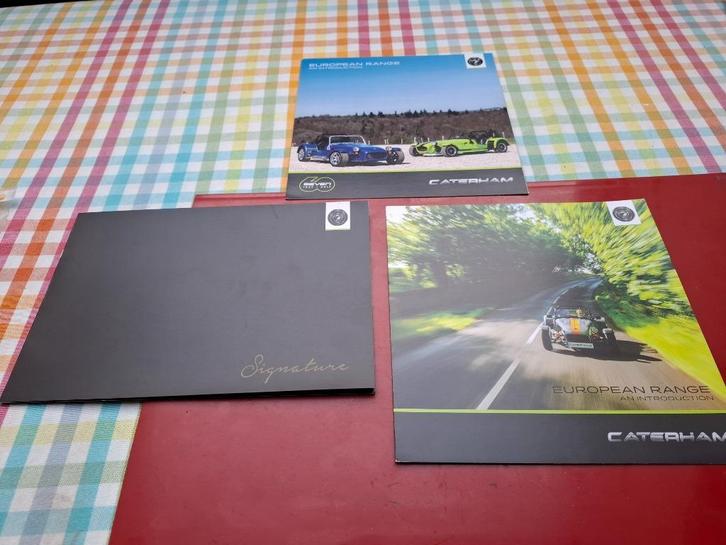 folderset: 3x Caterham Cars Seven 7 2017 en 2019, Boeken, Auto's | Folders en Tijdschriften, Nieuw, Overige merken, Verzenden