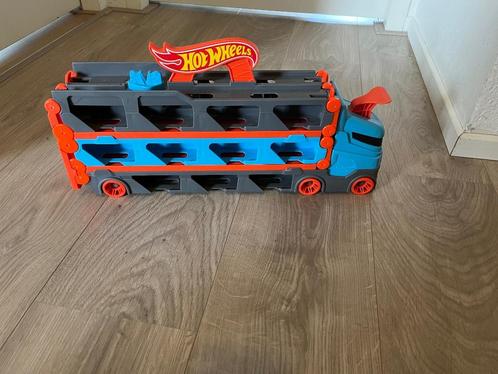 Hot Wheels vrachtauto & racebaan, Kinderen en Baby's, Speelgoed | Speelgoedvoertuigen, Zo goed als nieuw, Ophalen