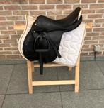 Springzadel Prestige 17 inch, Dieren en Toebehoren, Paarden en Pony's | Zadels, Ophalen of Verzenden, Gebruikt, Springen