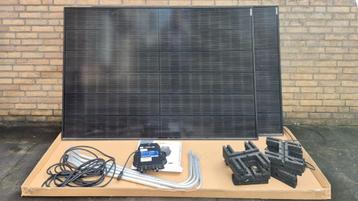 Plug-in zonnepanelenset 2x435Wp - 9 mnd oud beschikbaar voor biedingen