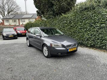 Volvo V50 2.4 Momentum | Autom. Airco | Cruise Control | LMV