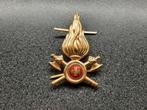 Italië  - Brandweer  Cap Badge  -  68 x 45 mm., Ophalen of Verzenden, Landmacht, Embleem of Badge