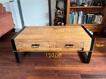 Salontafel mangohout beschikbaar voor biedingen