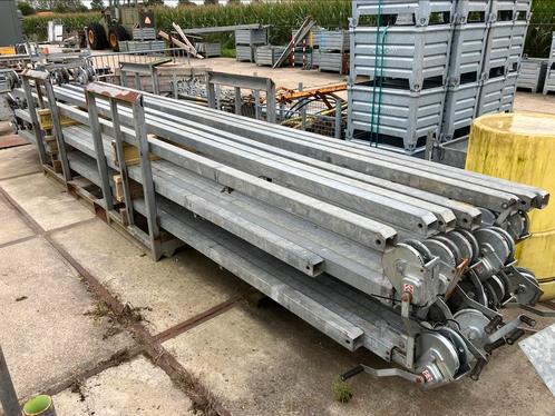 Lichtmast 6-12 meter uitschuifbaar met 2 x 400 watt lamp, Doe-het-zelf en Verbouw, Steigers, Gebruikt, Rolsteiger of Kamersteiger