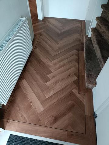 Luxe visgraat plak PVC vloer – 85 m² nieuw in verpakking
 beschikbaar voor biedingen
