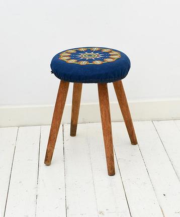 Scandinavisch Vintage Krukje beschikbaar voor biedingen
