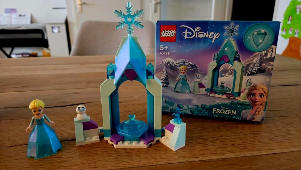 Lego Disney Frozen Elsa's IJspaleis 43199, Ophalen of Verzenden, Zo goed als nieuw, Complete set, Lego
