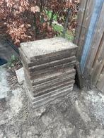 Gratis grindtegels - 24 rechthoekig, 22 zeskant, Ophalen, Gebruikt, Minder dan 5 m², Grind