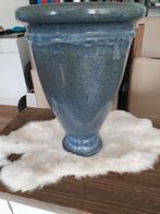 grote blauwe stenen vaas, Huis en Inrichting, Woonaccessoires | Vazen, Blauw, Aardewerk of Porselein, Ophalen of Verzenden, Zo goed als nieuw