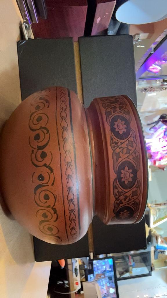 Antieke Keramische Tabakspot met Decoraties - Aardewerk Kuns, Antiek en Kunst, Antiek | Keramiek en Aardewerk, Ophalen