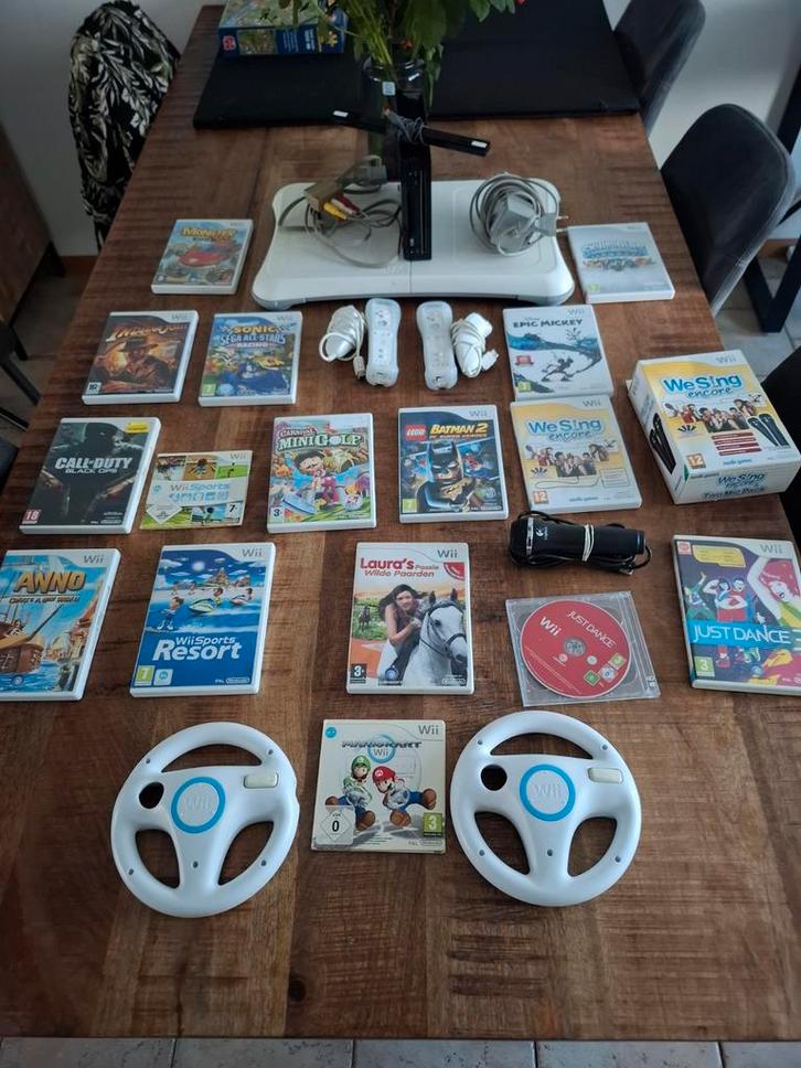 Mega grote Nintendo wii familie set met balanceboard ., Spelcomputers en Games, Spelcomputers | Nintendo Consoles | Accessoires