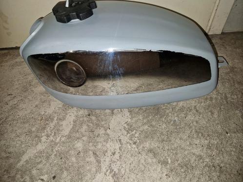 Gladde Zündapp 529, 530 tank, nette staat, Fietsen en Brommers, Brommeronderdelen | Zundapp, Zo goed als nieuw, Tank, Ophalen of Verzenden